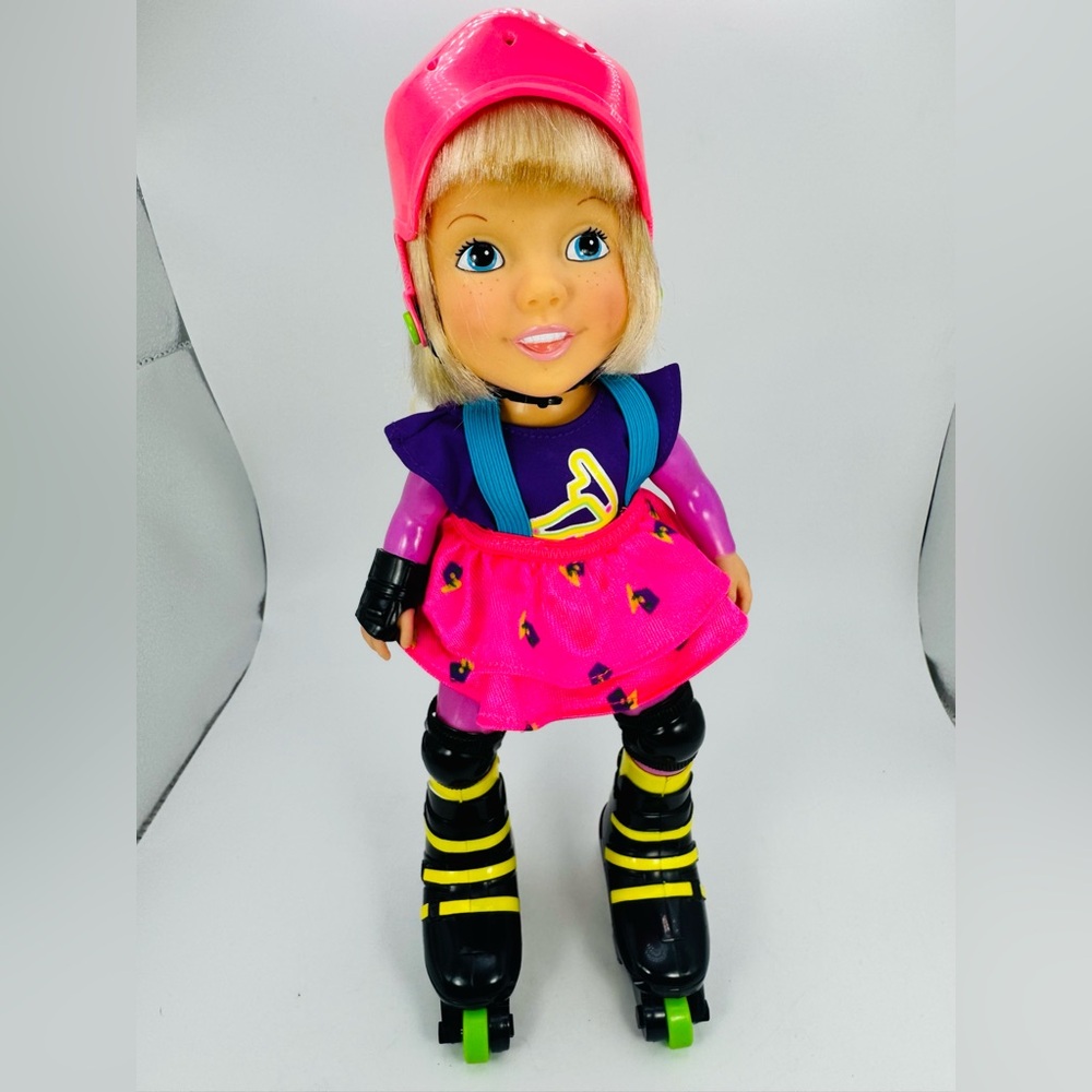 PLAYTIME TYCO 1992 SOOZIE SKATES DOLL ROLLERBLADE FRICTION 12" VTG 90s Toy